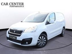 Vit Begagnad 2017 Peugeot Partner Minibuss | 89 900 kr (Marknadspris)