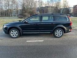 Svart Begagnad 2009 Volvo XC70 Kombi | 136 000 kr (Marknadspris)