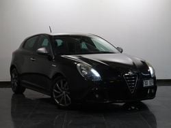 Svart Begagnad 2013 Alfa Romeo Giulietta Veloce Halvkombi | 89 000 kr (Marknadspris)