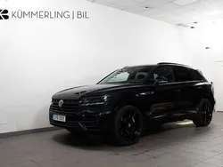 Svart Begagnad 2023 VW Touareg R SUV | 849 900 kr (Dyr)