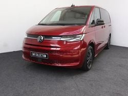 Röd Begagnad 2022 VW Multivan Life Minibuss | 599 900 kr (Lite dyr)