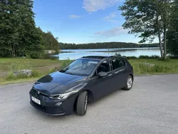 Grå Begagnad 2021 VW Golf VIII S Halvkombi | 265 000 kr (Lite dyr)
