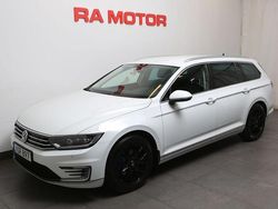 Vit Begagnad 2017 VW Passat GTE Kombi | 138 900 kr (Marknadspris)
