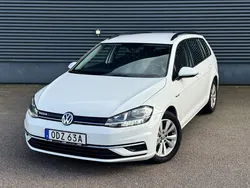 Vit Begagnad 2020 VW Golf VIII Kombi | 139 900 kr
