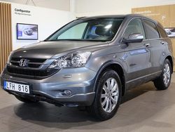 Ljusgrå Begagnad 2011 Honda CR-V Executive SUV | 144 900 kr (Dyr)