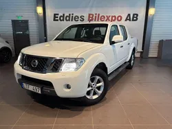 Vit Begagnad 2011 Nissan Navara Pickup | 119 900 kr (Marknadspris)