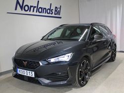 Grå (magnetic tech metall) Begagnad 2022 Cupra Leon Kombi | 279 900 kr (Marknadspris)