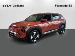 Orange Begagnad 2024 Kia EV3 Plus SUV | 469 000 kr (Marknadspris)