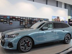 Grön Begagnad 2025 BMW 530e M Sport Kombi | 739 000 kr (Dyr)