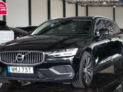 Svart Begagnad 2022 Volvo V60 Kombi | 274 500 kr (Superpris)