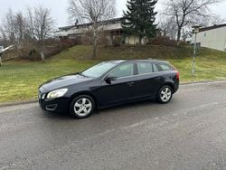 Begagnad 2012 Volvo V60 Momentum Kombi | 62 000 kr (Superpris)