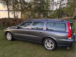Grå Begagnad 2008 Volvo V70 Momentum Kombi | 34 900 kr (Superpris)