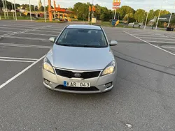 Silver Begagnad 2010 Kia Ceed 4 Halvkombi | 45 000 kr (Marknadspris)