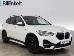 Vit Begagnad 2022 BMW X1 Sport Line SUV | 299 900 kr (Marknadspris)