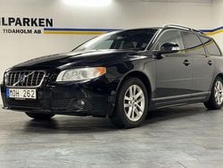 Svart Begagnad 2009 Volvo V70 Momentum Kombi | 49 900 kr (Marknadspris)