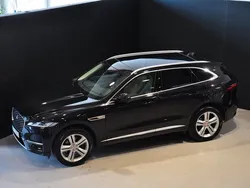 Svart Begagnad 2022 Jaguar F-Pace SUV | 599 000 kr (Marknadspris)