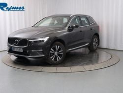 Grå (platinum grey metallic) Begagnad 2024 Volvo XC60 Core SUV | 519 900 kr (Marknadspris)