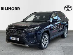 Mörkblå Begagnad 2024 Toyota RAV4 Hybrid Executive SUV | 509 900 kr (Lite dyr)