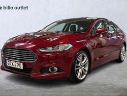 Röd Begagnad 2015 Ford Mondeo Titanium Sedan | 124 900 kr (Dyr)