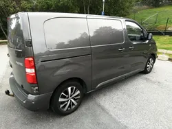 Grå Begagnad 2019 Toyota Proace Van | 155 000 kr (Superpris)