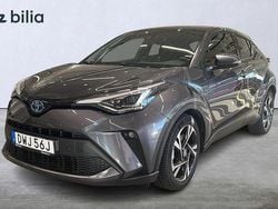 Mörkgrå Begagnad 2022 Toyota C-HR Edition SUV | 274 900 kr (Marknadspris)