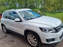 Vit Begagnad 2012 VW Tiguan Sportline SUV | 69 000 kr (Marknadspris)