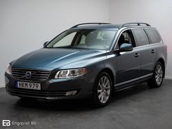 Blå Begagnad 2014 Volvo V70 Momentum Kombi | 174 900 kr (Dyr)