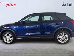 Blå Begagnad 2024 Audi Q2 SUV | 299 900 kr
