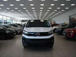 Vit Ny 2025 Opel Vivaro Van | 429 900 kr (Marknadspris)