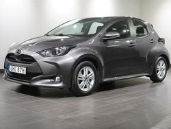 Grå Begagnad 2022 Mazda 2 Halvkombi | 209 800 kr (Marknadspris)