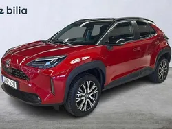 Röd Begagnad 2023 Toyota Yaris Cross Edition SUV | 339 900 kr (Lite dyr)