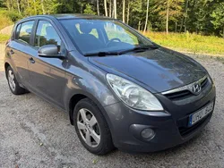 Grå Begagnad 2012 Hyundai i20 Premium Halvkombi | 32 000 kr (Superpris)