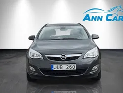Grå Begagnad 2011 Opel Astra Kombi | 89 900 kr (Marknadspris)
