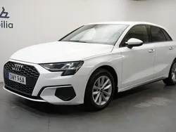 Vit Begagnad 2021 Audi A3 Sportback Comfort Halvkombi | 249 900 kr (Marknadspris)