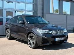 Grå Begagnad 2016 BMW X4 M Sport SUV | 299 900 kr (Marknadspris)