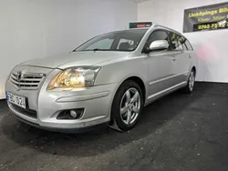 Silver Begagnad 2007 Toyota Avensis Kombi | 32 900 kr (Marknadspris)