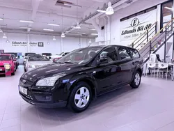Svart Begagnad 2007 Ford Focus Trend Kombi | 34 800 kr (Marknadspris)