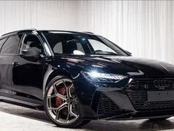 Svart Begagnad 2023 Audi RS6 Performance Kombi | 1 699 000 kr
