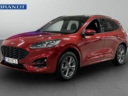 Röd Begagnad 2022 Ford Kuga Business Edition SUV | 234 900 kr (Marknadspris)