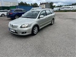 Silver Begagnad 2006 Toyota Avensis Kombi | 23 900 kr (Marknadspris)