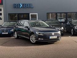 Mörkblå Begagnad 2016 VW Passat GT Kombi | 129 900 kr (Bra pris)