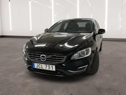 Svart Begagnad 2015 Volvo S60 Summum Sedan | 174 800 kr (Lite dyr)