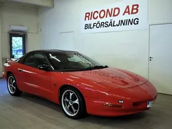 Röd Begagnad 1994 Pontiac Firebird | 79 900 kr