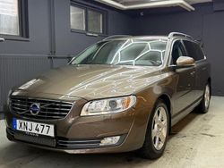 Brun Begagnad 2016 Volvo V70 Momentum Kombi | 147 900 kr