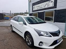 Vit Begagnad 2014 Toyota Avensis Edition Kombi | 109 900 kr (Marknadspris)