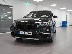 Svart Begagnad 2016 BMW X1 xLine SUV | 199 800 kr (Dyr)