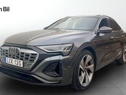 Grå Begagnad 2023 Audi Q8 Sportback e-tron S-Line SUV | 799 000 kr