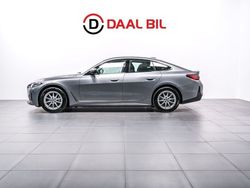 Grå Begagnad 2023 BMW i4 Sedan | 474 900 kr (Marknadspris)