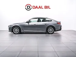 Grå Begagnad 2023 BMW i4 Sedan | 474 900 kr (Bra pris)