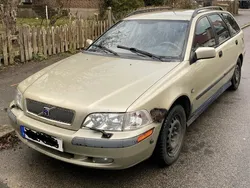 Begagnad 2001 Volvo V40 Kombi | 7 000 kr (Bra pris)